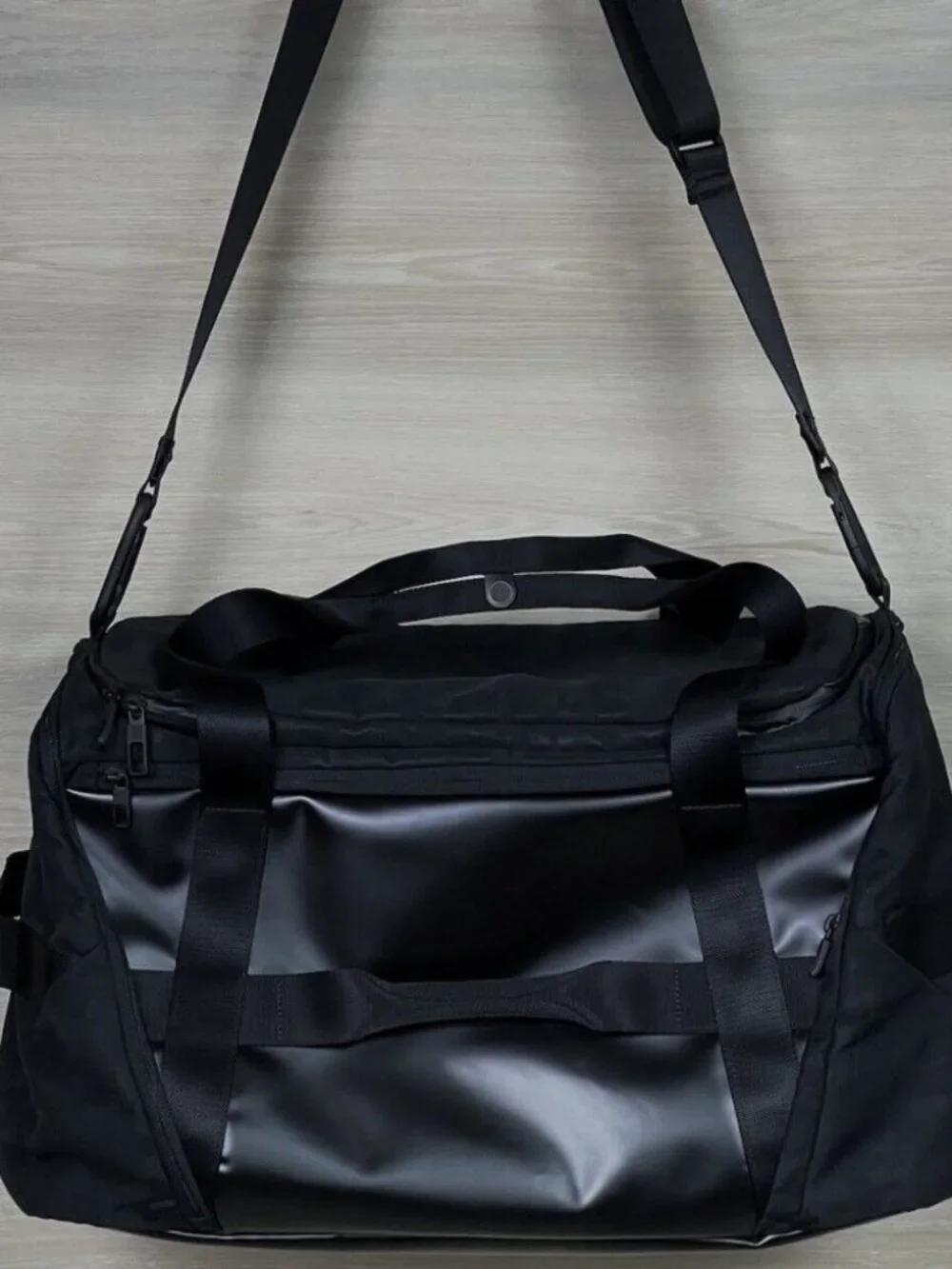 Lululemon More Miles Duffel 40L D Zip Crossbody - BRAND NEW WITH TAGS